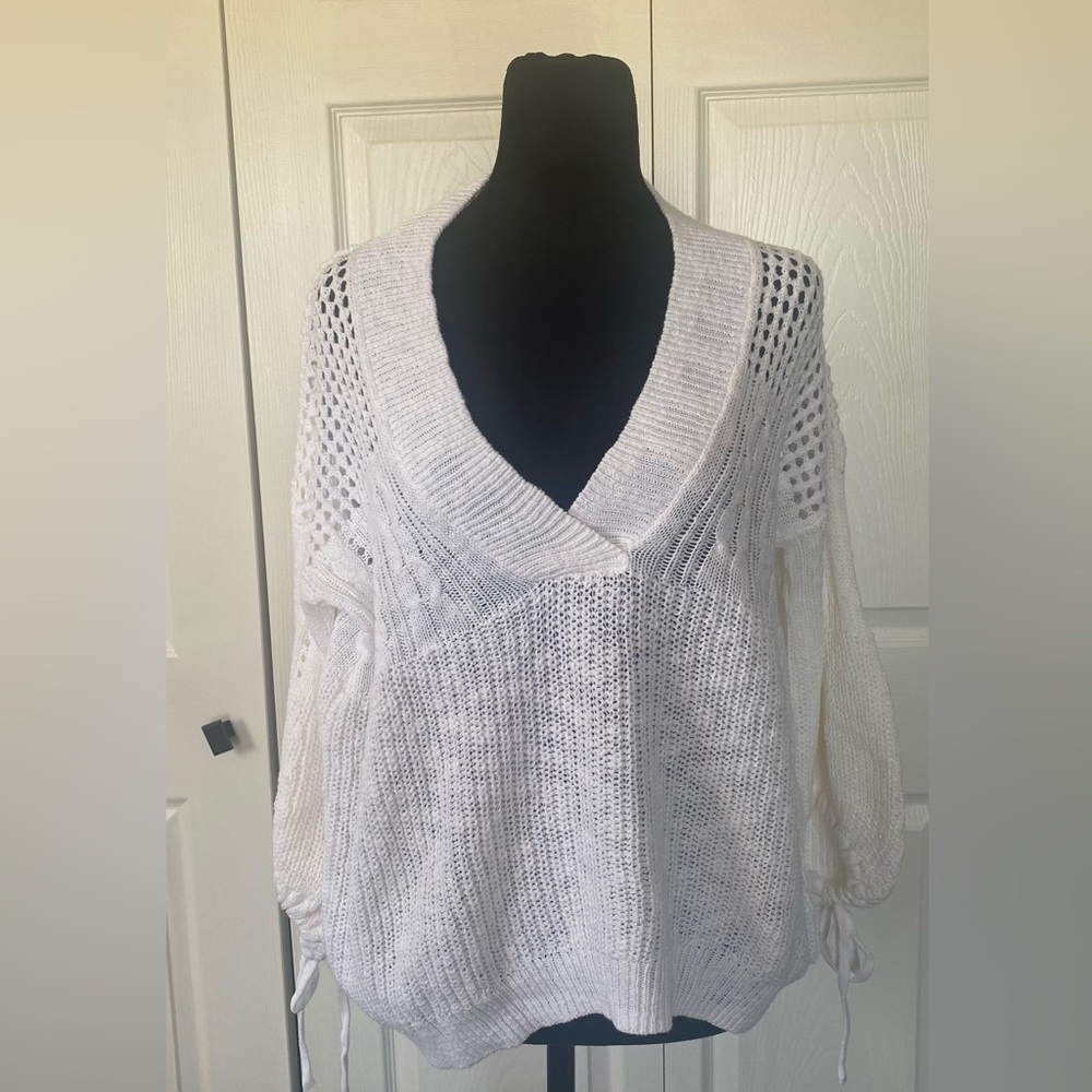 Express V Neck High Lou Tie Sleeves White Sweater Size M